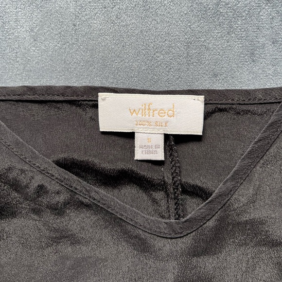 Aritzia Wilfred Black Silk Tank Size Small - Picture 2 of 2